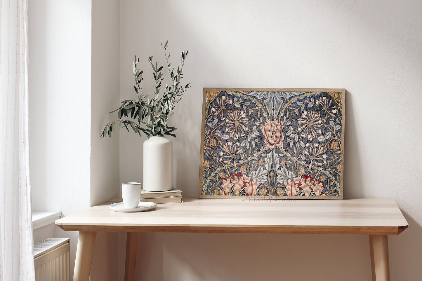 William Morris Print Vintage Honeysuckle Wallpaper